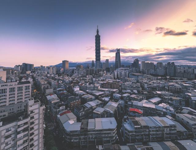 2025年新澳门和香港天天免费精准大全,全面释义、专家解读解释与落实与警惕虚假宣传